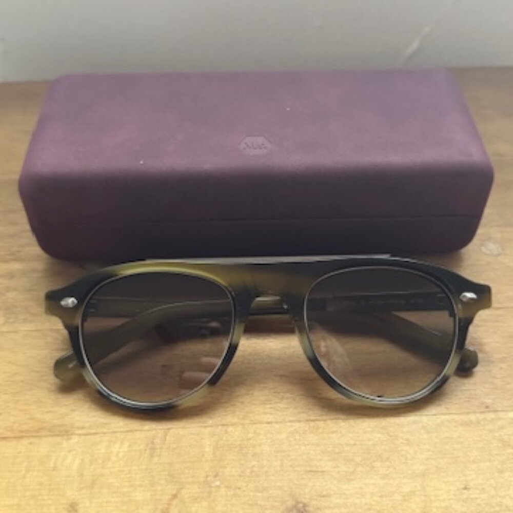 Mr. Leight Stahl Sun in Olive Tortoise